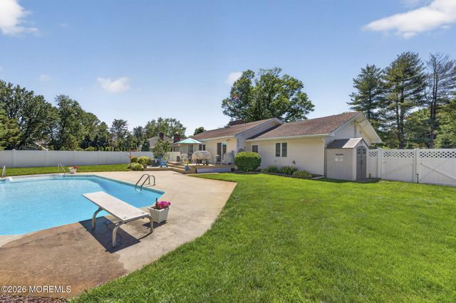 1 Traymore Road, Freehold, NJ 07728
