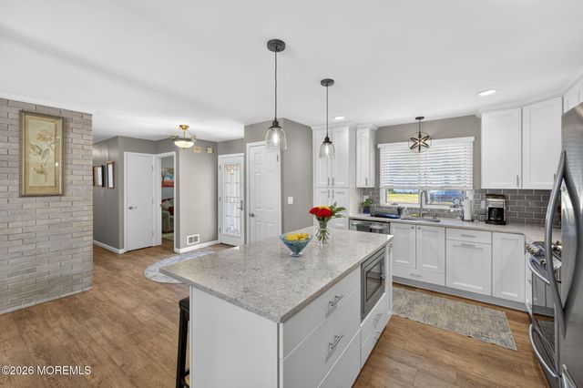 1 Traymore Road, Freehold, NJ 07728