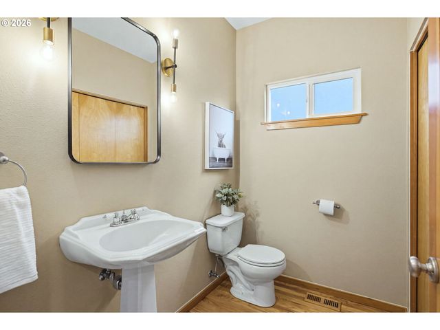 5123 Se 48TH Ave, Portland, OR 97206