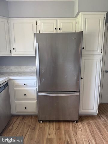 131 COUNTRY CLUB CIR, Winchester, VA 22602
