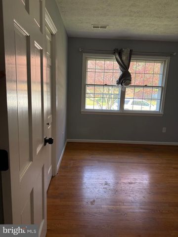 131 COUNTRY CLUB CIR, Winchester, VA 22602