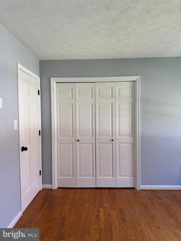 131 COUNTRY CLUB CIR, Winchester, VA 22602