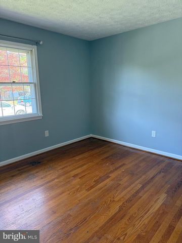 131 COUNTRY CLUB CIR, Winchester, VA 22602