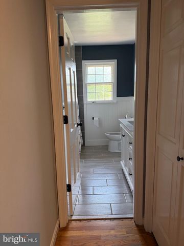 131 COUNTRY CLUB CIR, Winchester, VA 22602