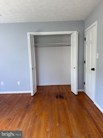 131 COUNTRY CLUB CIR, Winchester, VA 22602