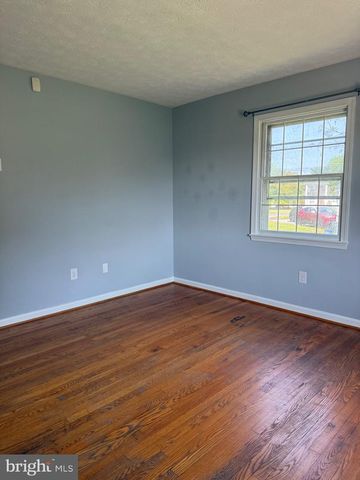 131 COUNTRY CLUB CIR, Winchester, VA 22602