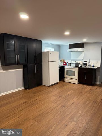 131 COUNTRY CLUB CIR, Winchester, VA 22602