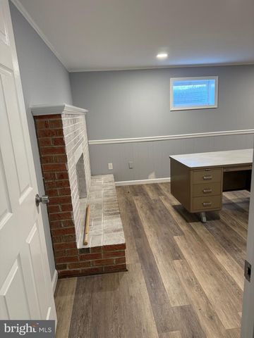 131 COUNTRY CLUB CIR, Winchester, VA 22602