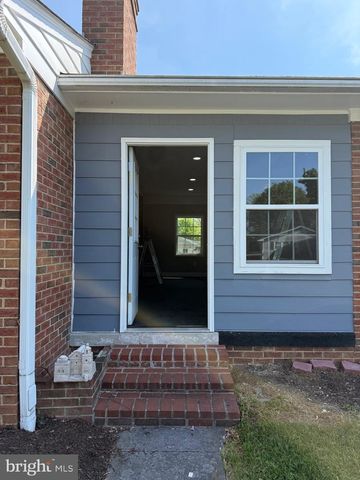 131 COUNTRY CLUB CIR, Winchester, VA 22602