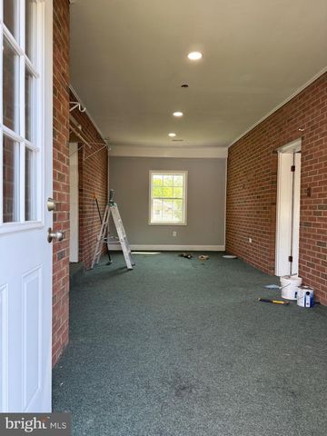 131 COUNTRY CLUB CIR, Winchester, VA 22602