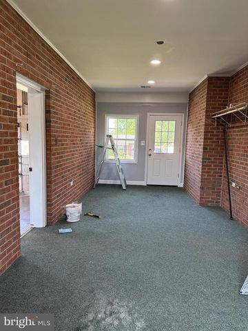 131 COUNTRY CLUB CIR, Winchester, VA 22602