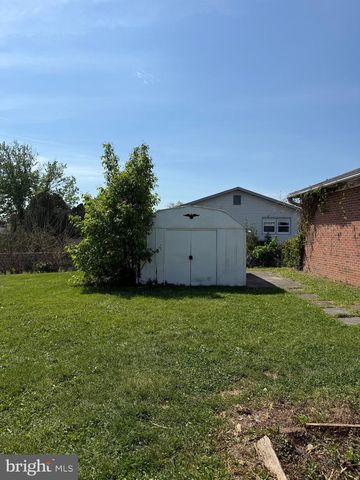 131 COUNTRY CLUB CIR, Winchester, VA 22602