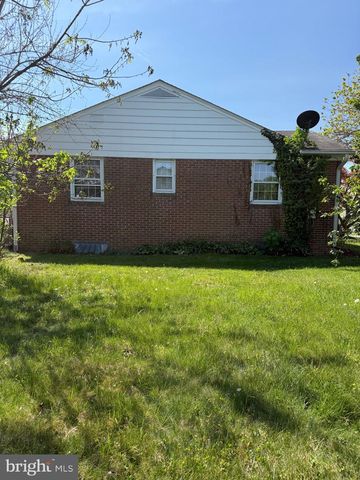 131 COUNTRY CLUB CIR, Winchester, VA 22602