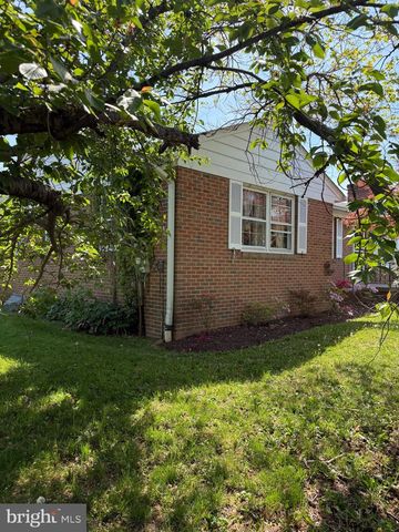 131 COUNTRY CLUB CIR, Winchester, VA 22602