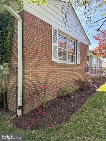 131 COUNTRY CLUB CIR, Winchester, VA 22602