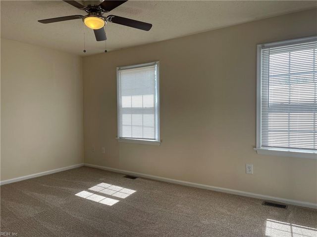 5520 Keydet DR, Virginia Beach, VA 23462