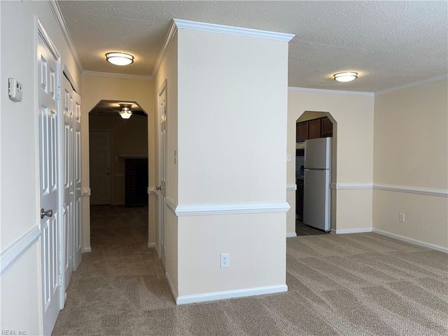 5520 Keydet DR, Virginia Beach, VA 23462