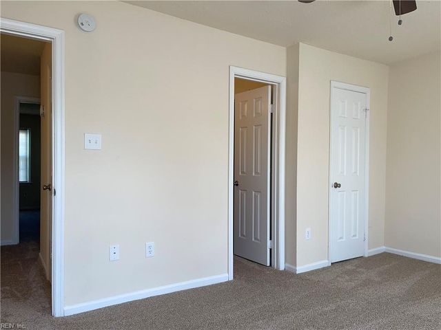 5520 Keydet DR, Virginia Beach, VA 23462