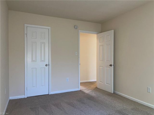 5520 Keydet DR, Virginia Beach, VA 23462