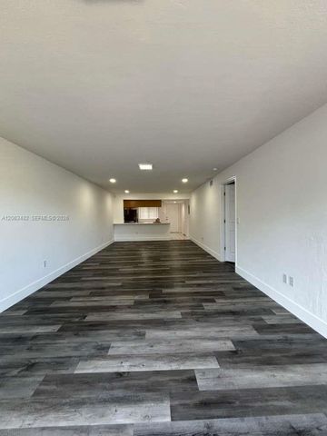 1005 Palm Beach Trace Drive 1005, Royal Palm Beach, FL 33411