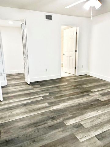 1005 Palm Beach Trace Drive 1005, Royal Palm Beach, FL 33411