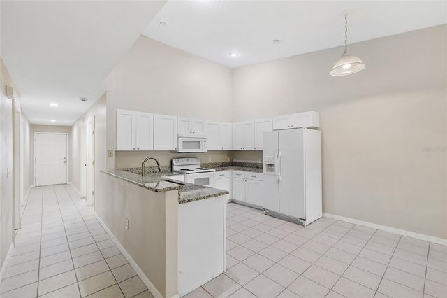 37227 GRASSY HILL LANE, Dade City, FL 33525