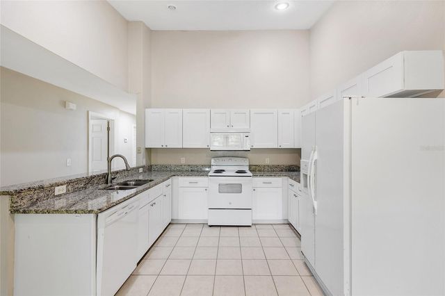 37227 GRASSY HILL LANE, Dade City, FL 33525