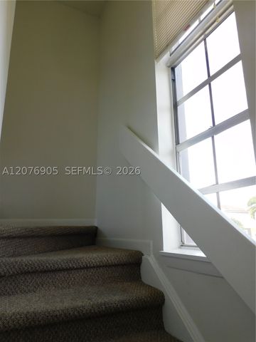 14732 SW 90th Ter, Miami, FL 33196