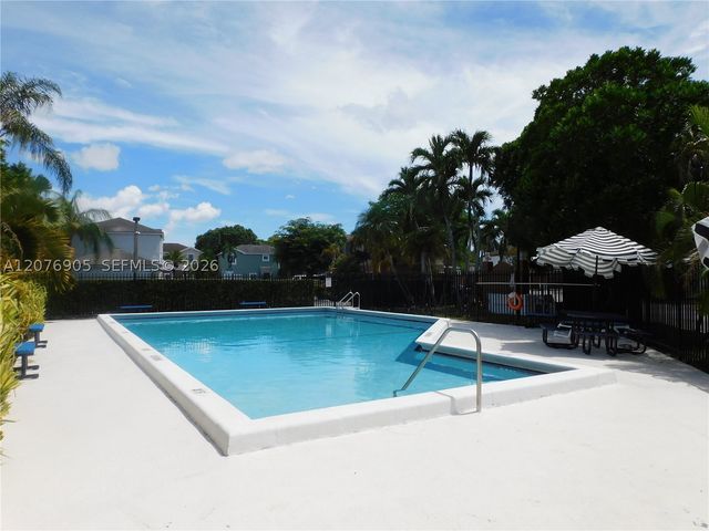 14732 SW 90th Ter, Miami, FL 33196