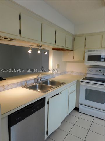 14732 SW 90th Ter, Miami, FL 33196