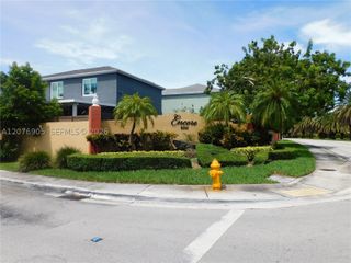14732 SW 90th Ter, Miami, FL 33196