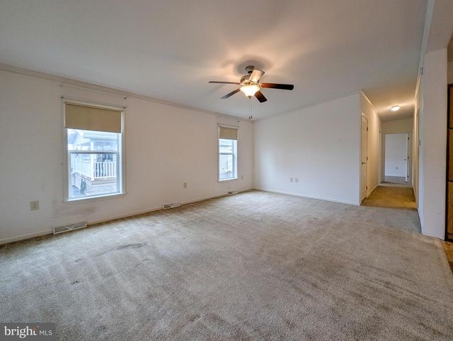 22 HOLIDAY AVE, Hatfield, PA 19440