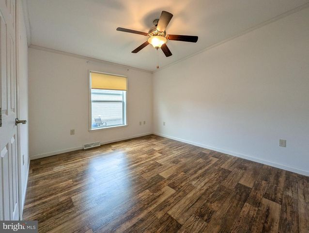 22 HOLIDAY AVE, Hatfield, PA 19440