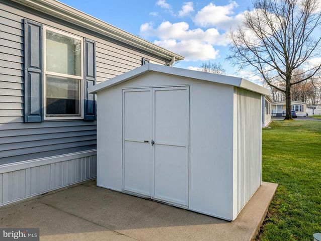 22 HOLIDAY AVE, Hatfield, PA 19440