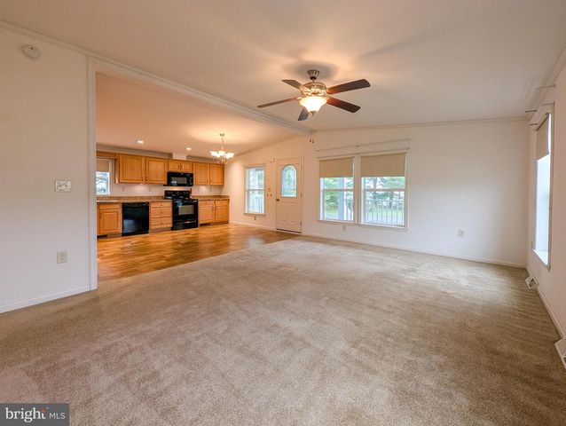 22 HOLIDAY AVE, Hatfield, PA 19440