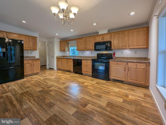 22 HOLIDAY AVE, Hatfield, PA 19440