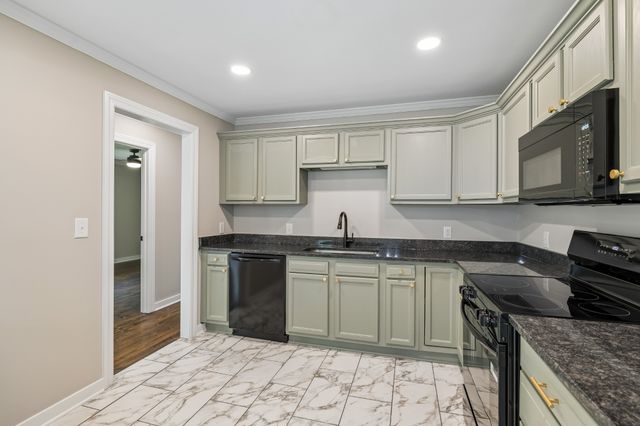 1944 Cainsville Rd, Lebanon, TN 37090
