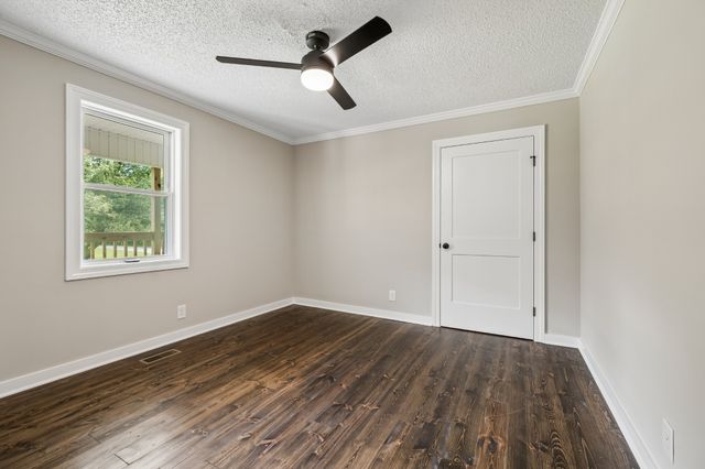 1944 Cainsville Rd, Lebanon, TN 37090