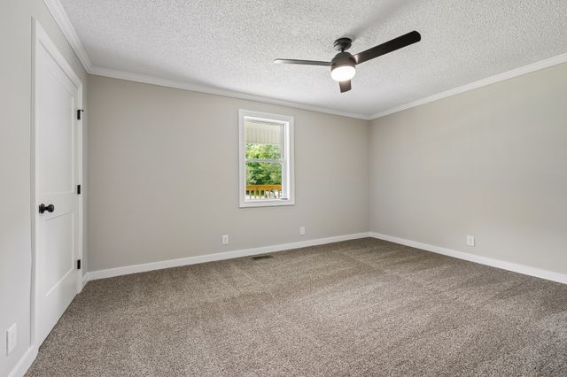 1944 Cainsville Rd, Lebanon, TN 37090