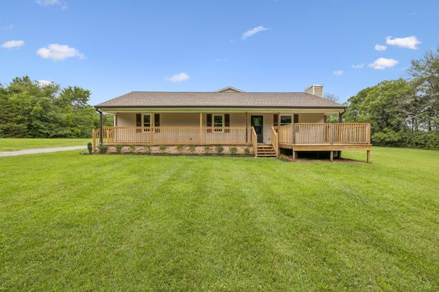 1944 Cainsville Rd, Lebanon, TN 37090