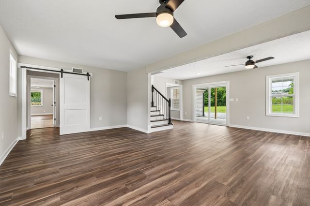 1944 Cainsville Rd, Lebanon, TN 37090