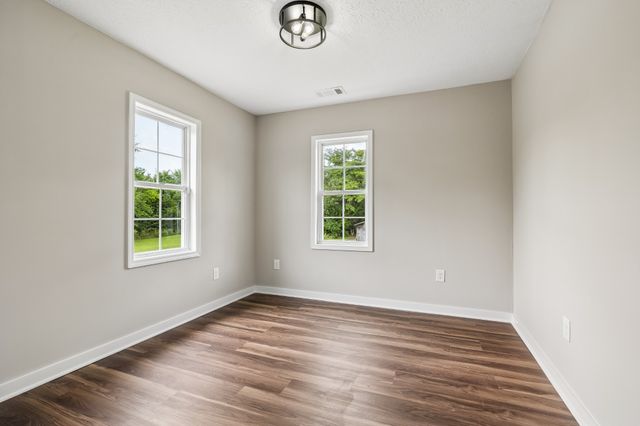 1944 Cainsville Rd, Lebanon, TN 37090