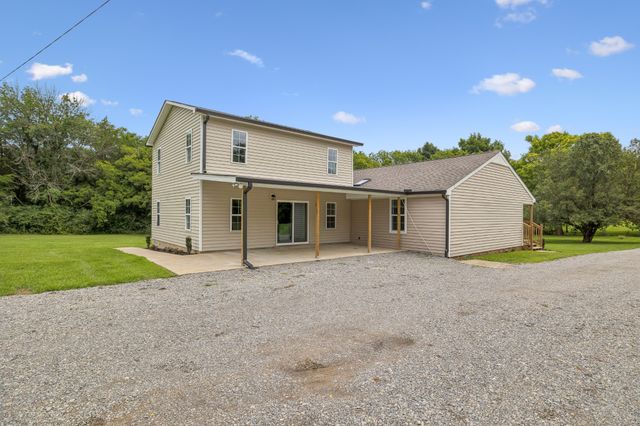 1944 Cainsville Rd, Lebanon, TN 37090