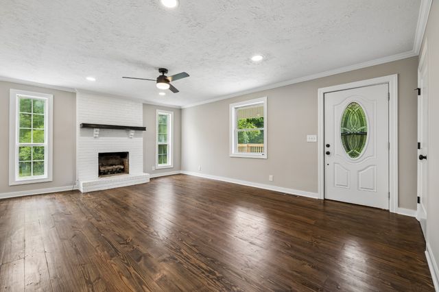1944 Cainsville Rd, Lebanon, TN 37090
