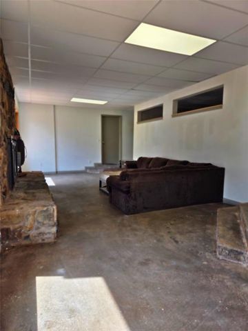 41587 Skelly Road, Asher, OK 74826