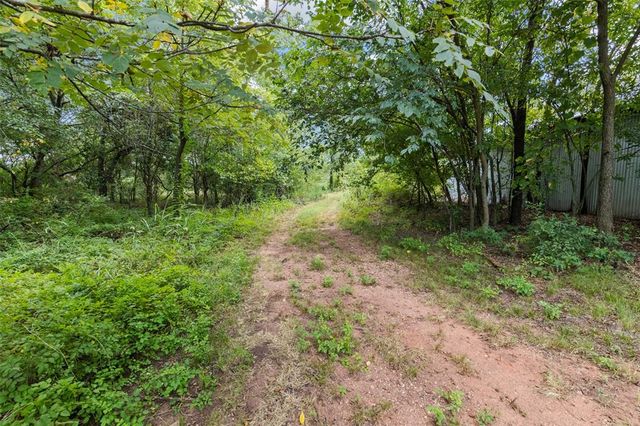 41587 Skelly Road, Asher, OK 74826