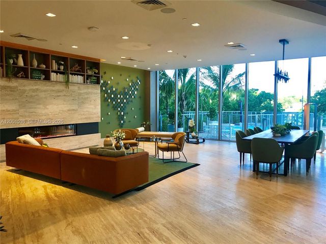 16385 Biscayne Boulevard 1902, North Miami Beach, FL 33160