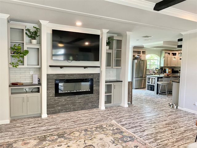 1093 County Road 205 Road, Giddings, TX 78942