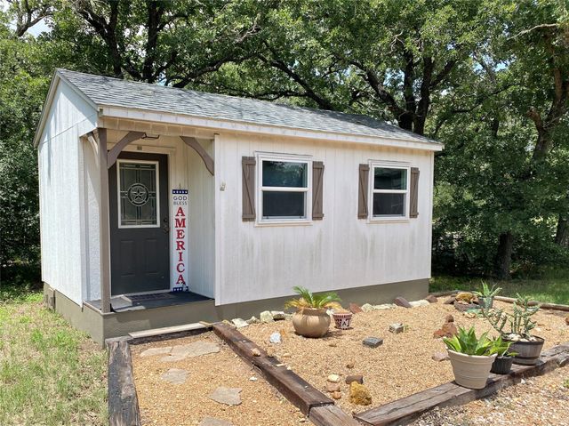 1093 County Road 205 Road, Giddings, TX 78942