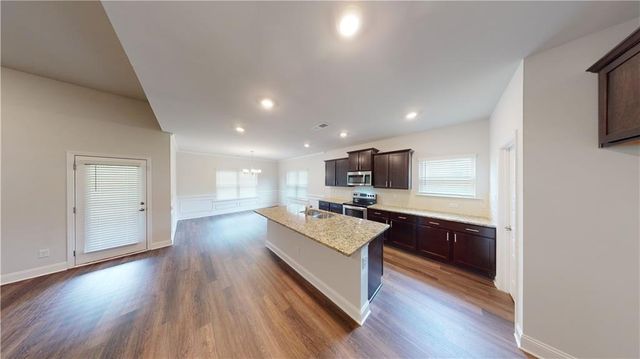 1022 Holliday Pass, Griffin, GA 30223